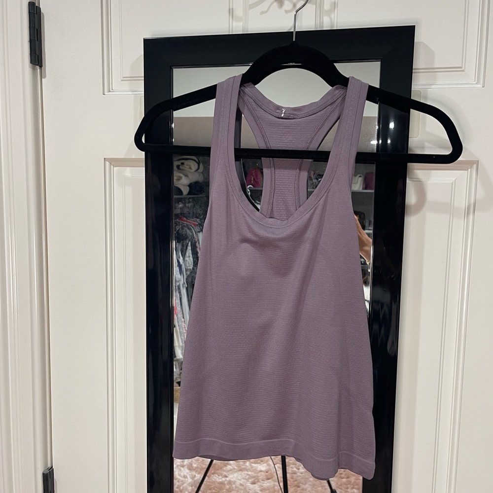 Lululemon swiftly razorback tank size 6